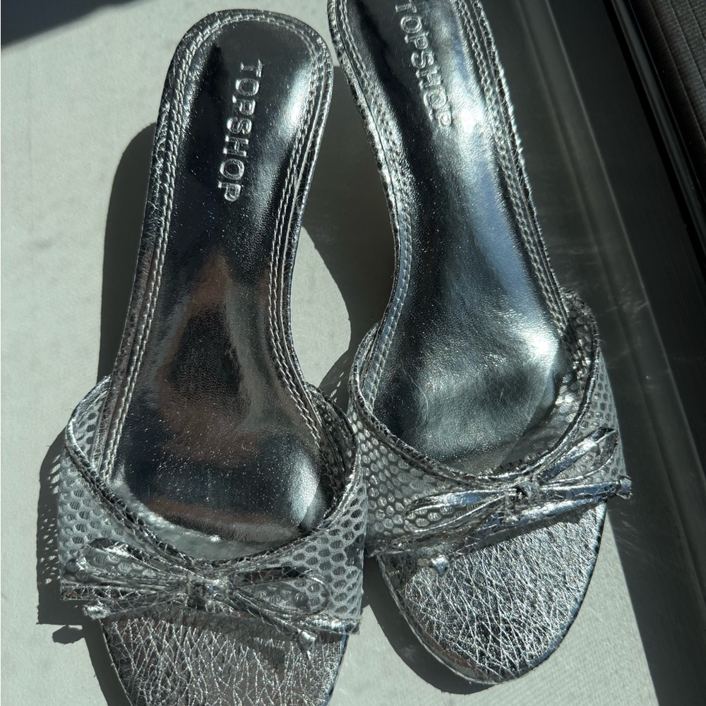 Topshop Black Textured Open-Toe Mule Sandals with Bow